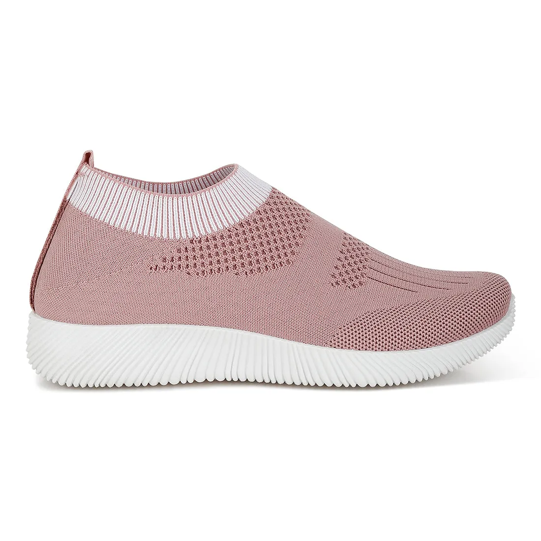 Flyknit Walking Sneakers