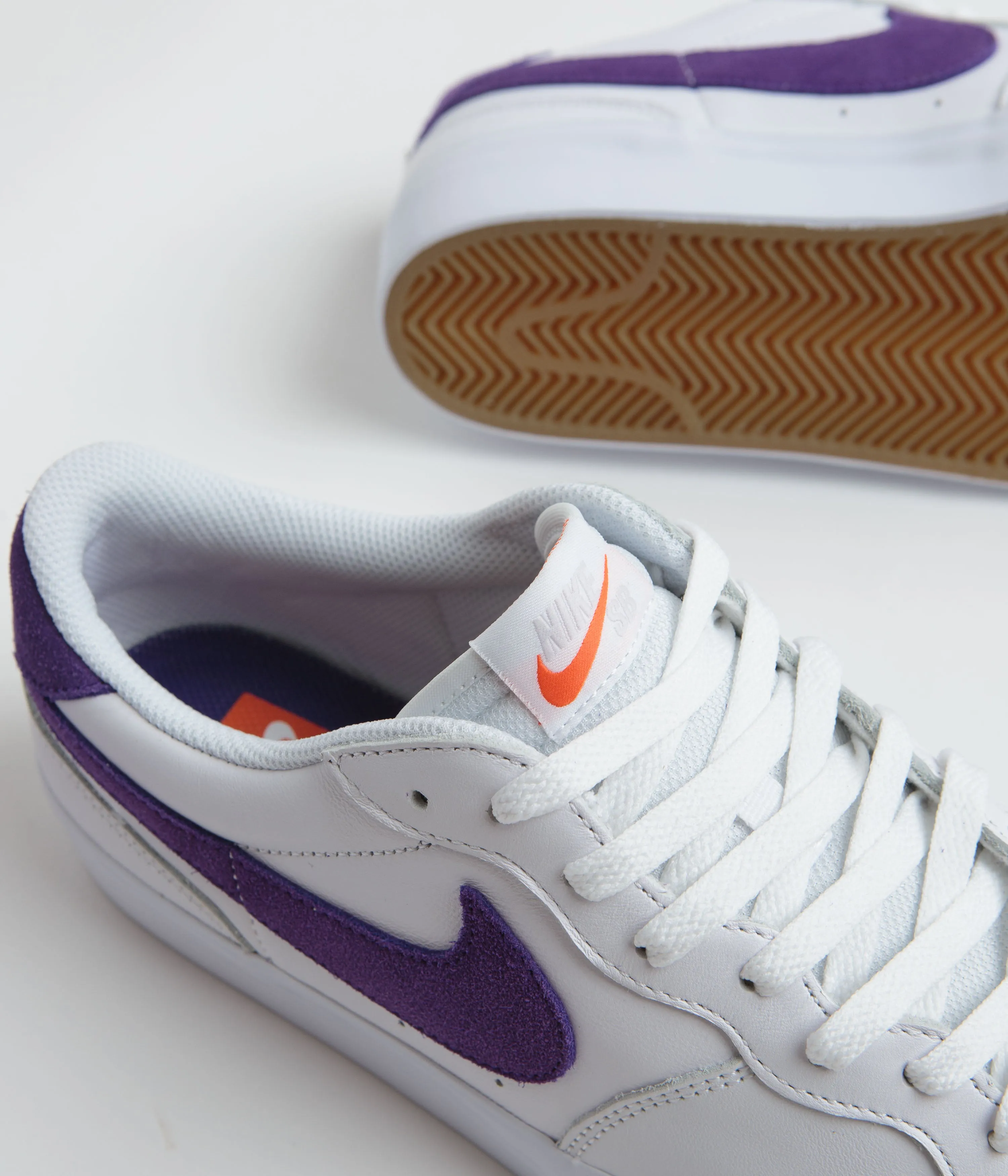 Nike SB Pogo Plus Shoes - White / Court Purple - White - Gum Light Brown