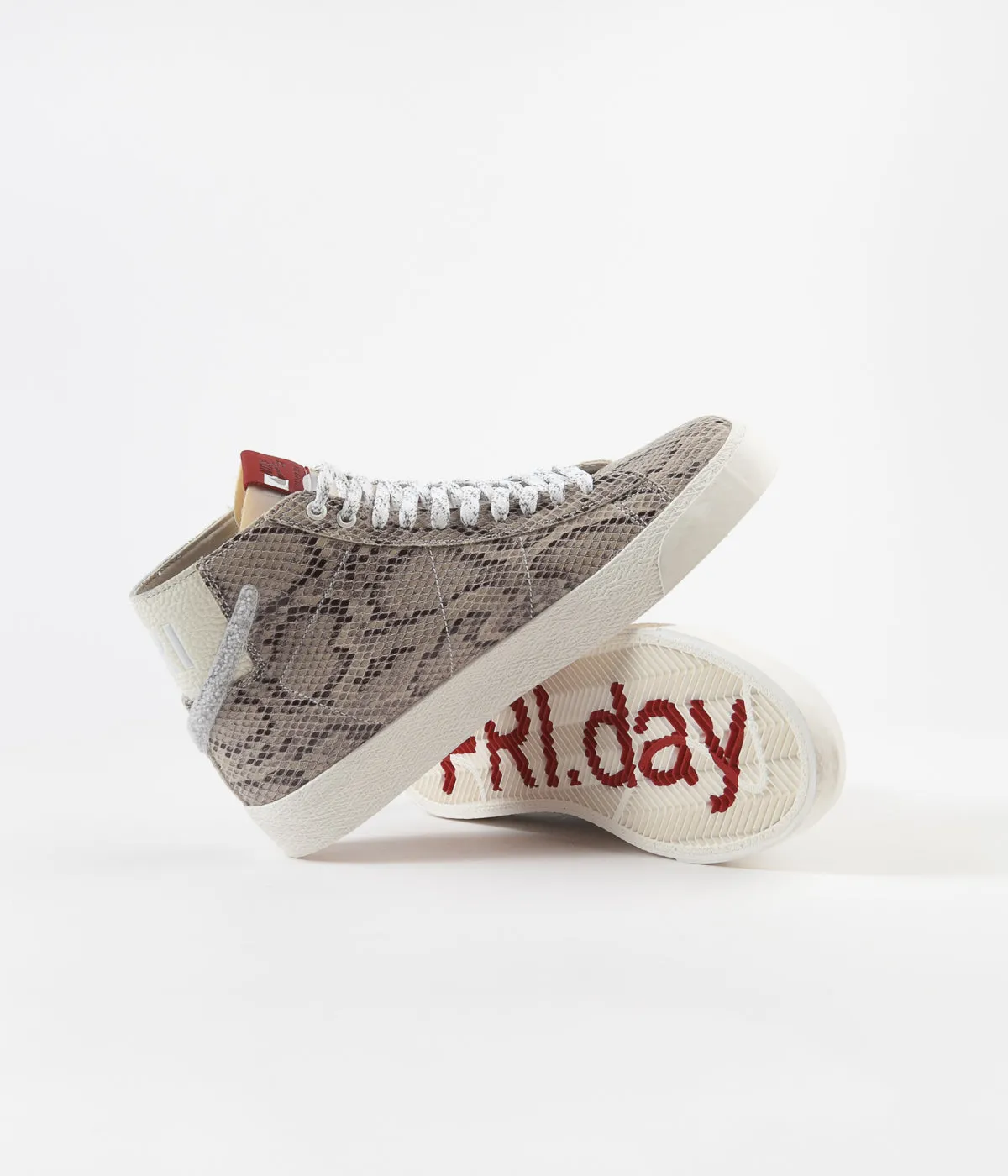 Nike SB x Soulland Blazer Mid Shoes - Light Bone / White - Pure Platinum