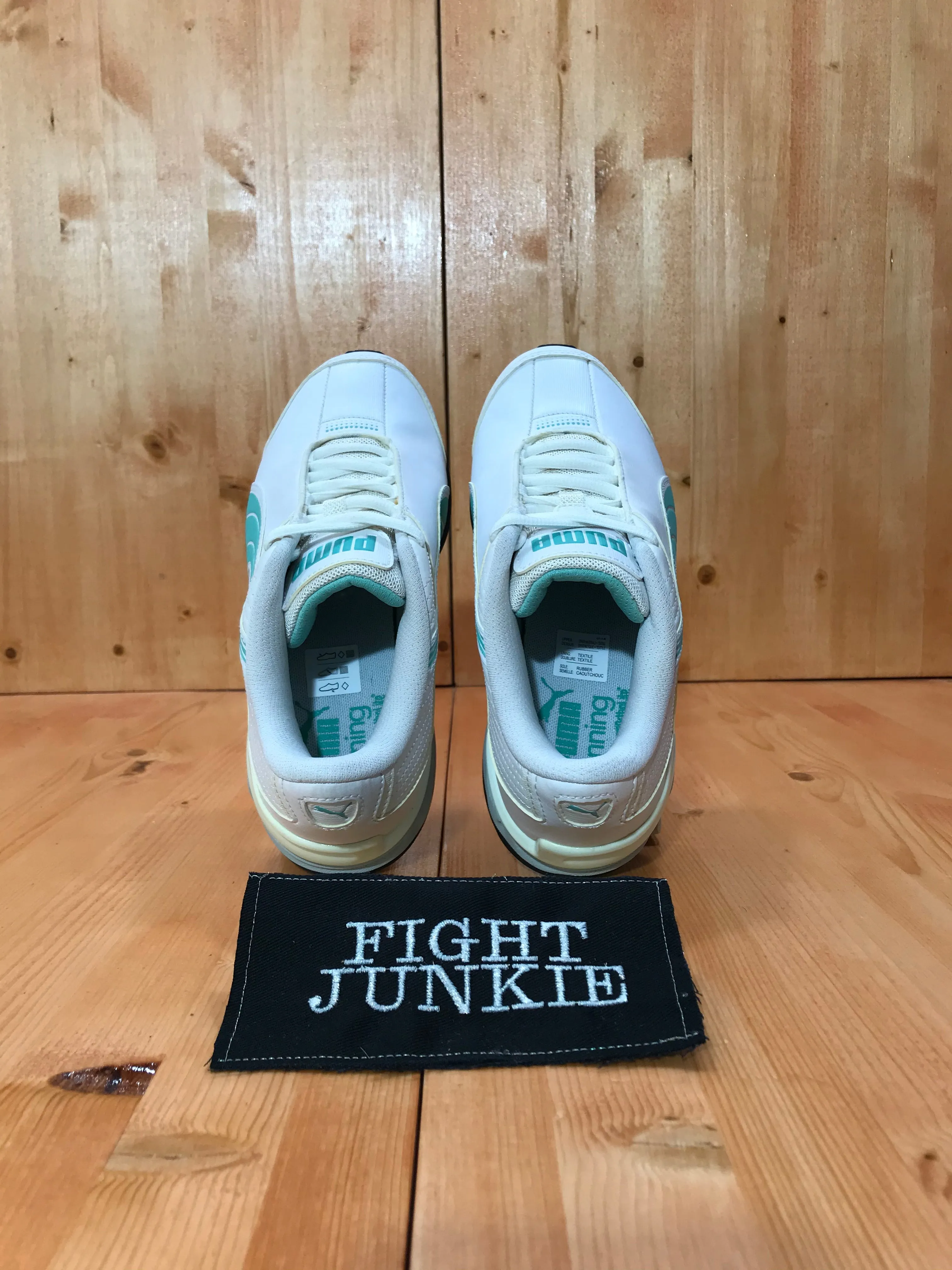 NWOT PUMA SUPER ELEVATE Womens Size 6 Running Shoes Sneakers