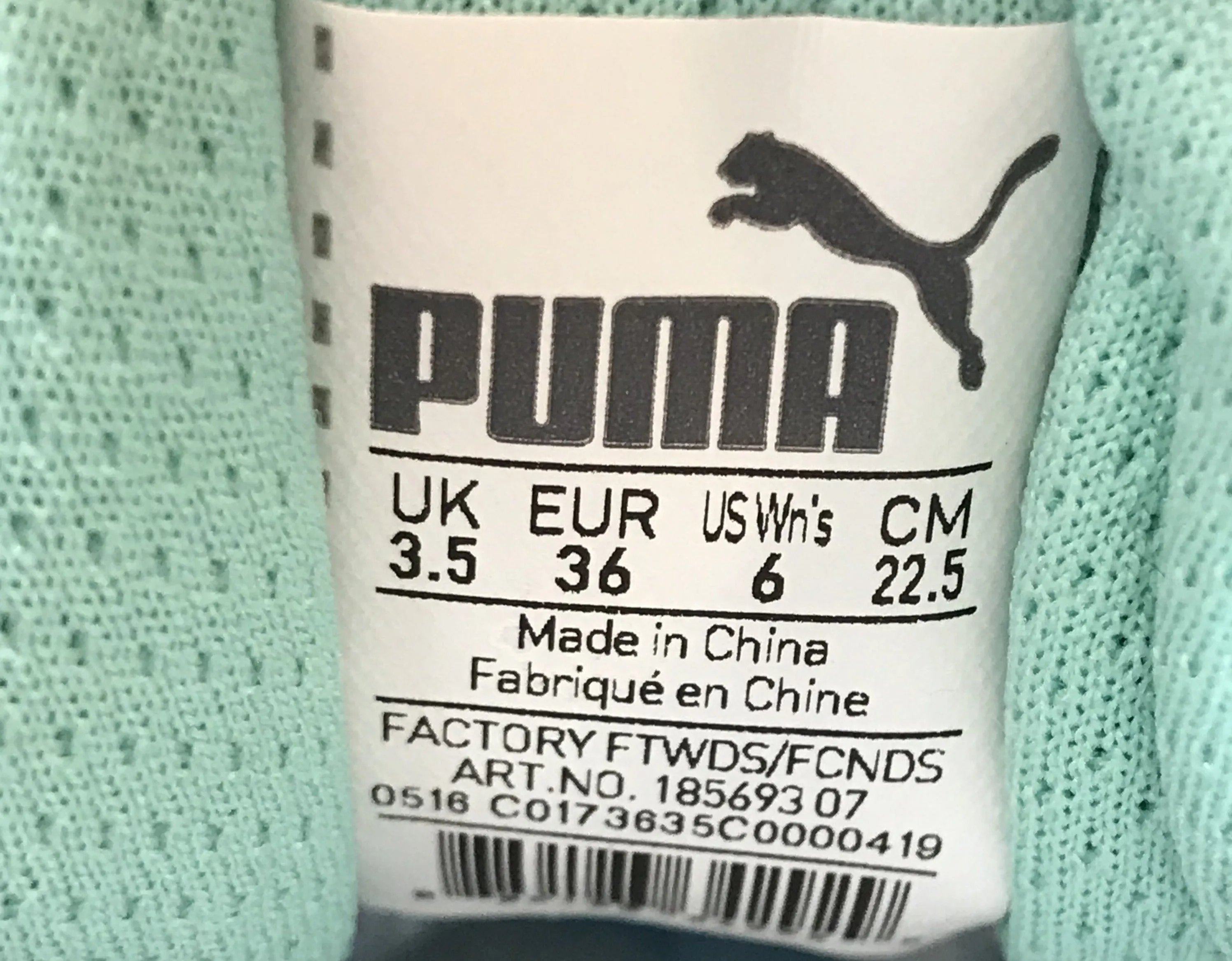 NWOT PUMA SUPER ELEVATE Womens Size 6 Running Shoes Sneakers