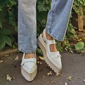 SHR Forest Fairy Tale white leather shoes
