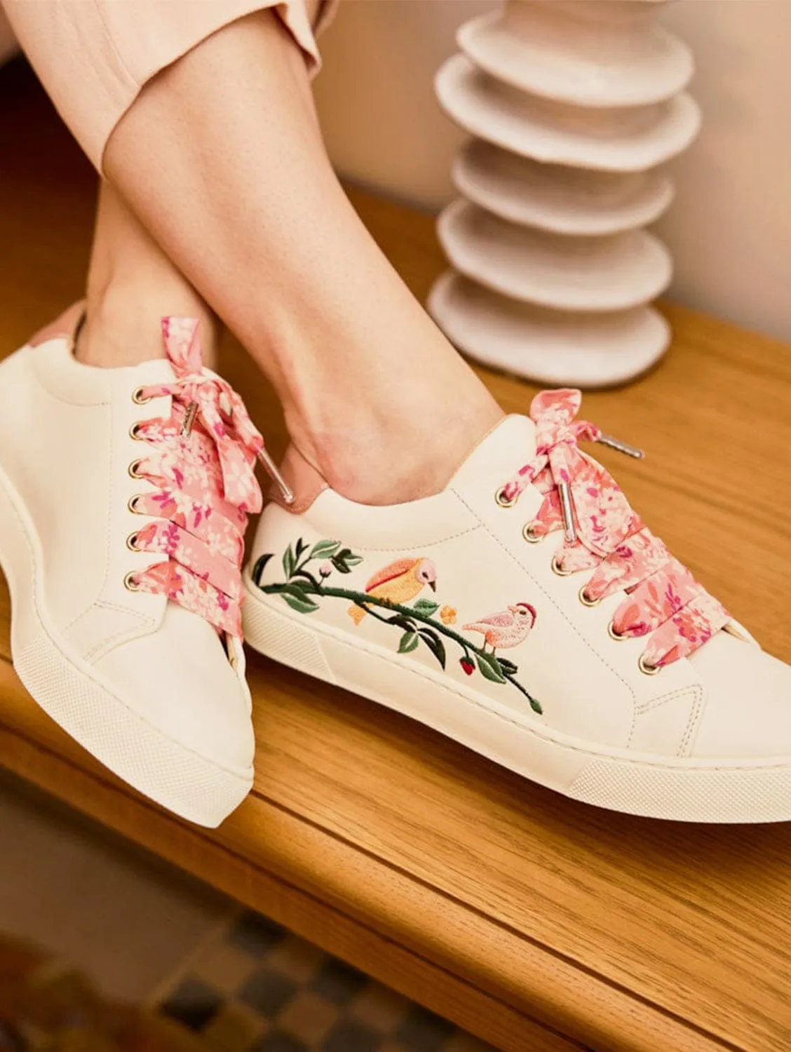 Virevolte Recycled Grain Leather Vegan Sneakers | Silence